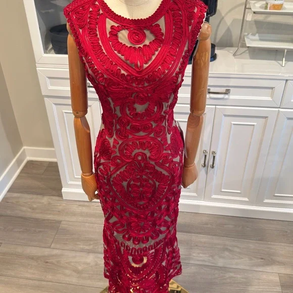 JS Collections Red Sequin Embellished Sheath Midi Dress - Picture 12 of 15